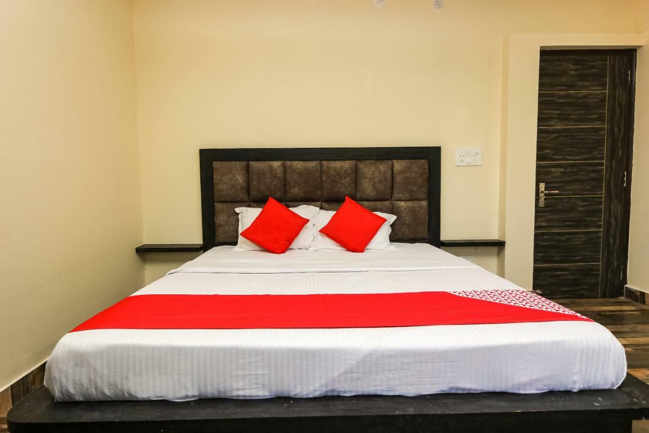Oyo 39391 Jk Guest House Dharamshala Esterno foto